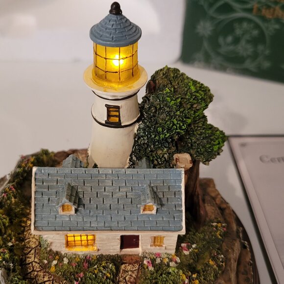 Thomas Kinkade A Light In The Storm, Seaside Memories Lighted Lighthouse 1999 - Picture 6 of 12